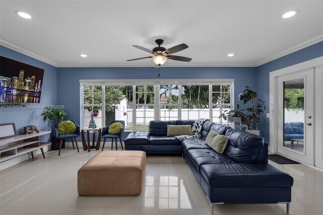 Photo - 1815 SW 85th Ct