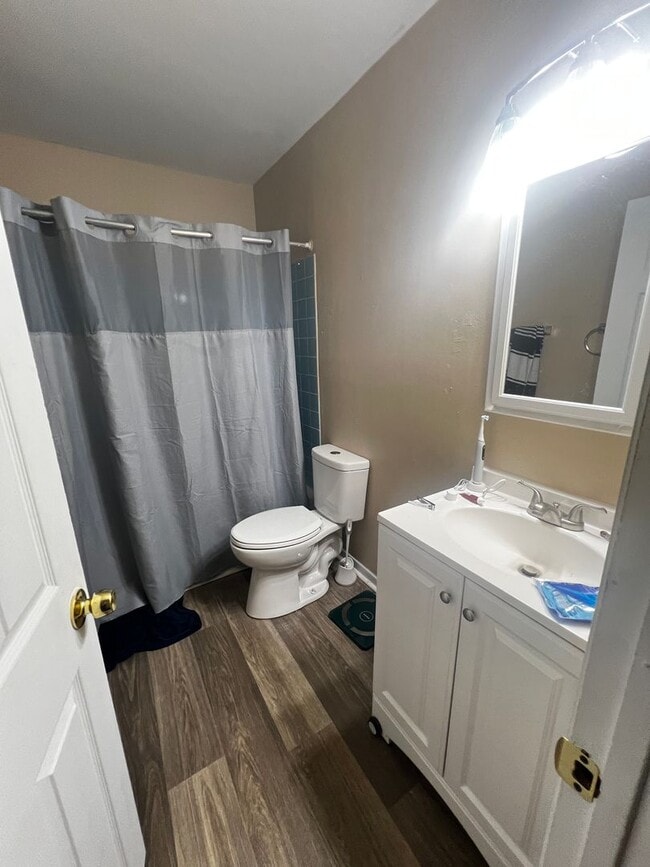 Photo - 616 N 33rd St Unit 3R