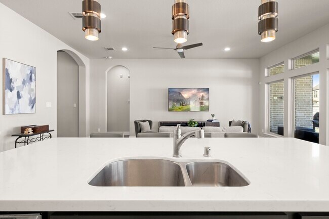 Photo - 4326 Bluewood Ct