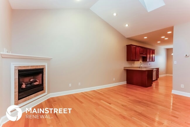 Photo - 7358 English Park Way