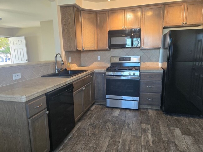 Photo - 2 Br 1 Ba available Now