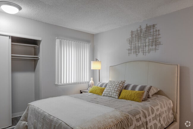 Photo - Retreat at Fitzsimons