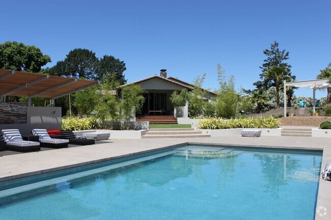 Building Photo - Perfect Countryside Villa in Healdsburg Rental