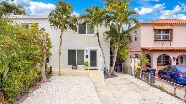Building Photo - 727 85th St Rental