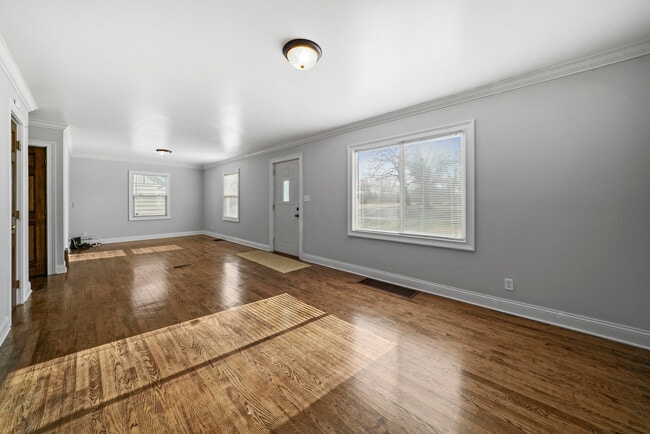 Photo - 2512 Salem Blvd