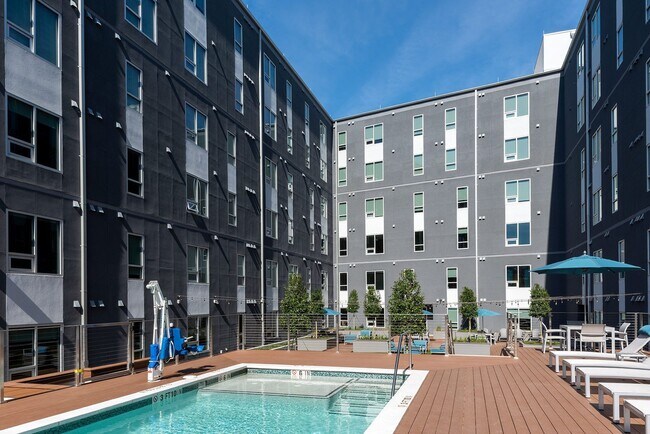 2424 TULANE