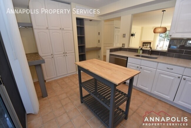 Photo - 2008 Quay Village Ct Unidad T1