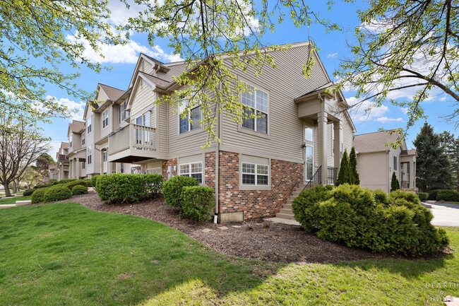 Building Photo - 1100 Ellsworth Dr