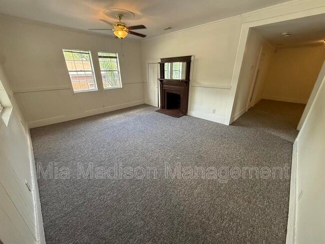 Photo - 211 W 59th St