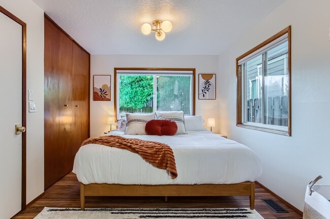 Photo - 8738 N Calvert Ave
