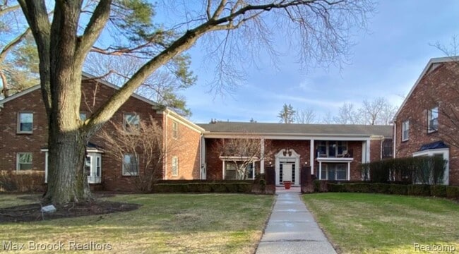 Photo - 885 N Old Woodward Ave Unit 1