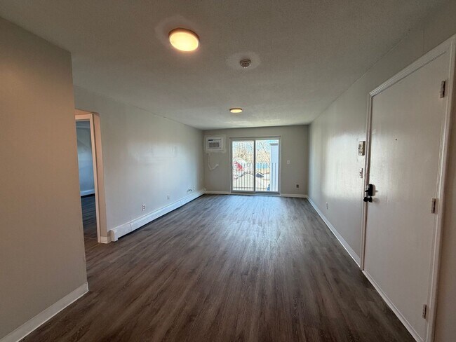 Photo - 158-162-162 Water St Unit 11