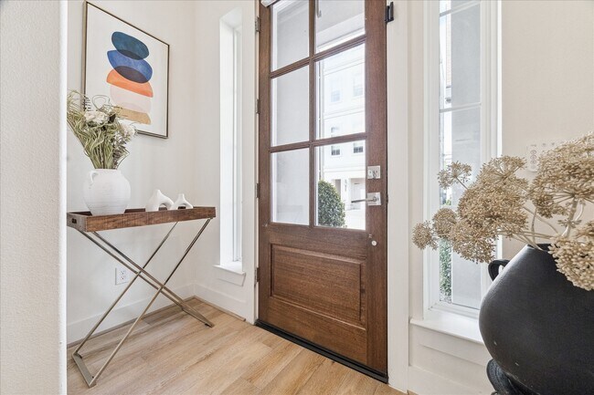 Photo - 3609 Lannister Ln