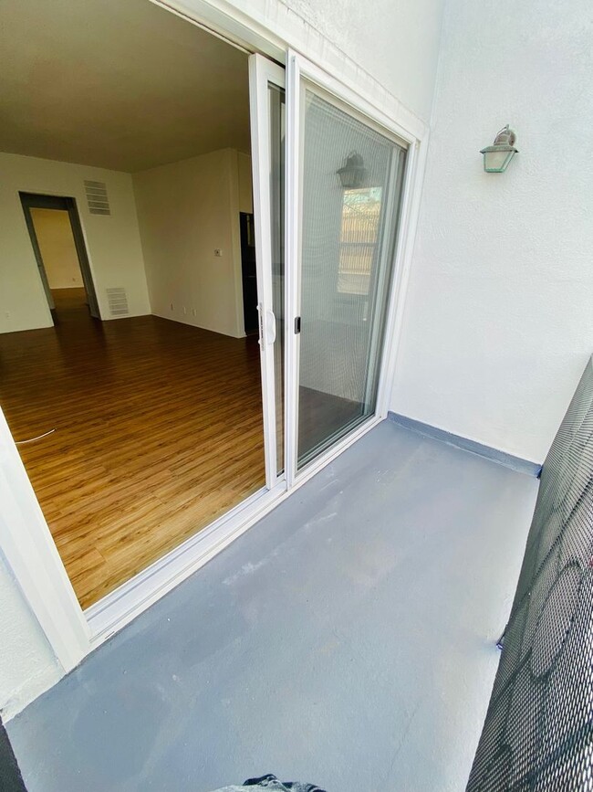 Photo - 9030 Harratt St.