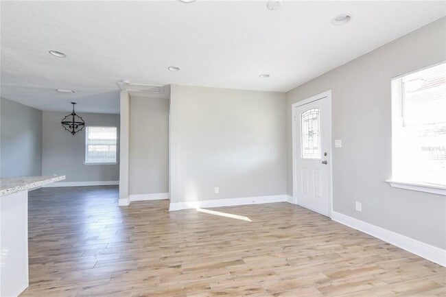 Photo - 2509 W Grace St