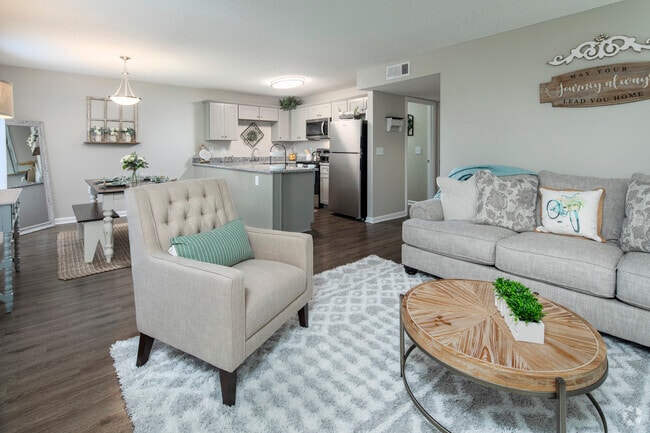 2BR, 2BA - 975SF