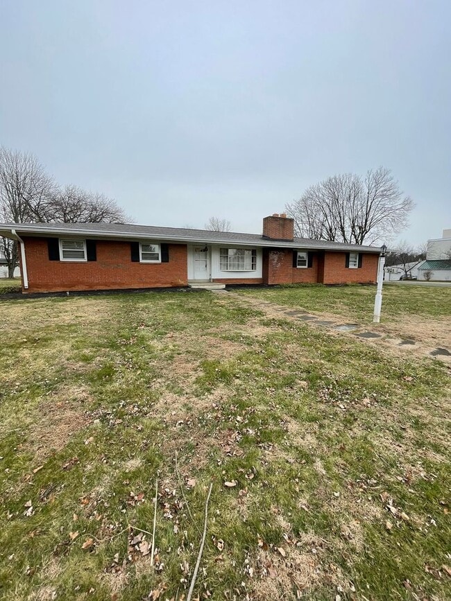 Building Photo - 3 Bed 1 Bath Ranch Home in Manheim Township