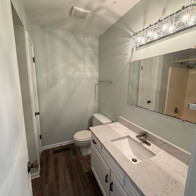 Photo - Spacious two Bedroom Quad-Level Home for R...