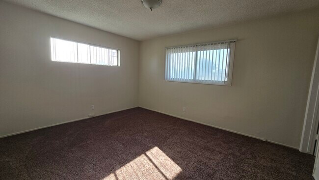 Photo - 1104 S Marengo Ave