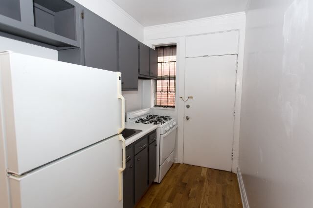 Photo - 631 W Barry Ave Condo Unit S4