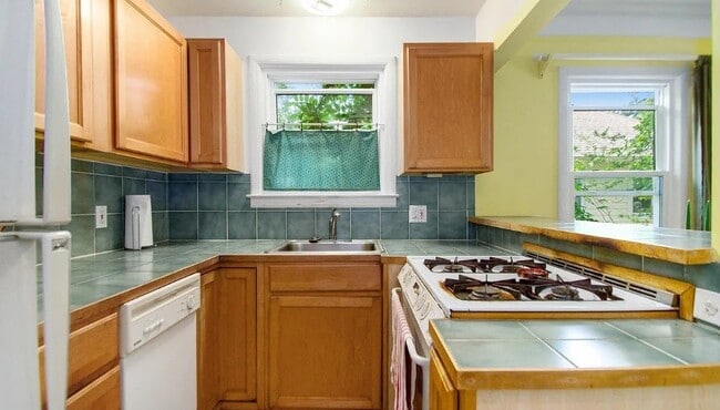 Photo - 1015 Arborview Blvd