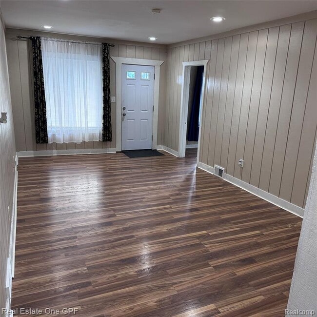 Photo - 11508 Nagel St