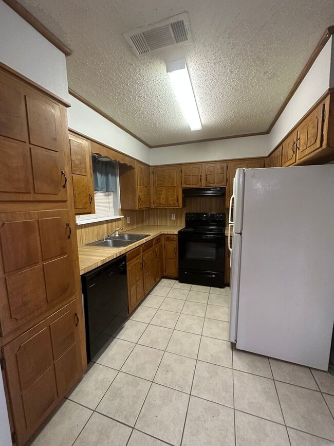 Photo - Cute Two Bedroom Townhouse in Bossier