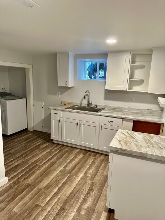 Photo - 2117 20th Street Rd Unit Lower Level