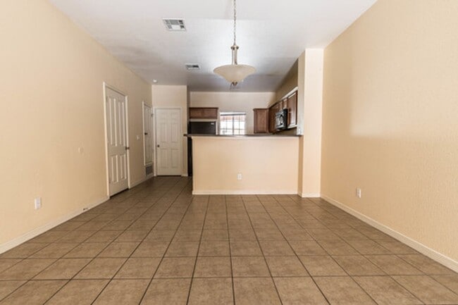 Photo - Spacious 3 bedroom, 2.5 Bath Condo in East El Paso!!