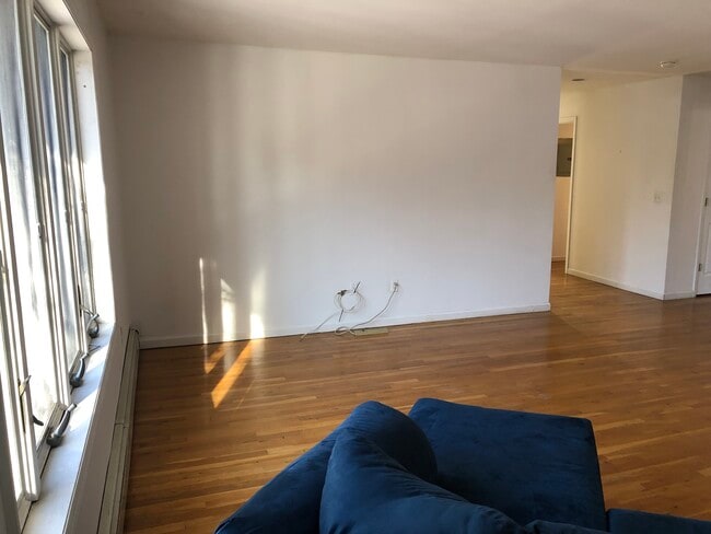 Photo - 659 Gramatan Ave Unit 3#