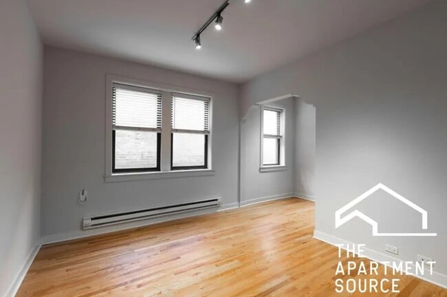 Photo - 2420 N Kedzie Blvd Unit 2420 North Kedzie Bouleva