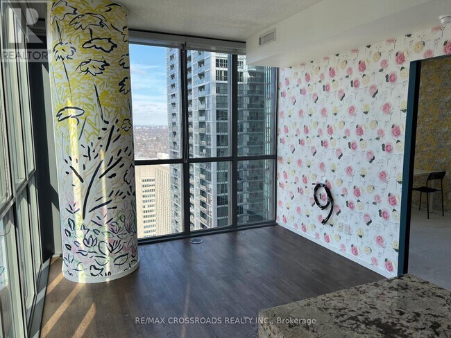 Photo - 101 Charles St E Unité 3206