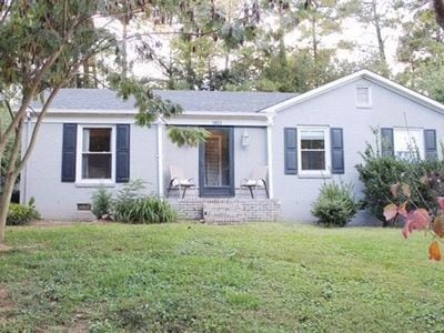 Building Photo - 5933 North Hills Dr Rental