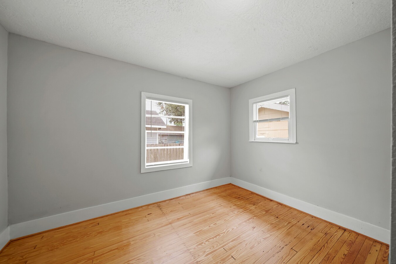Photo - 418 Spooner St
