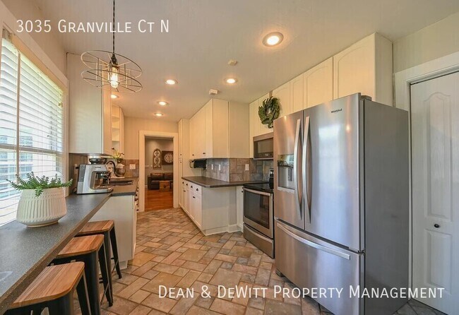 Photo - 3035 Granville Ct N