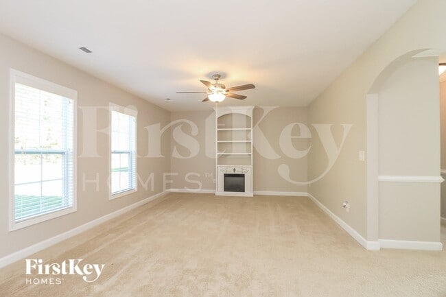 Photo - 1647 Crestlawn Tl