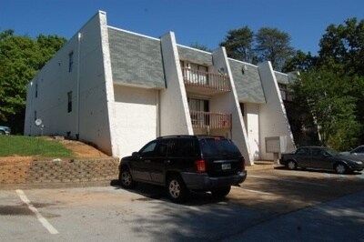 Photo - Oak Apartments
