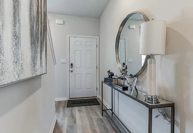 Photo - 1102 Martin Rd