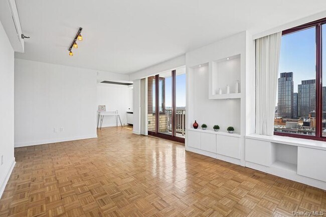 Photo - 4-74-74 48th Ave Unit 19A