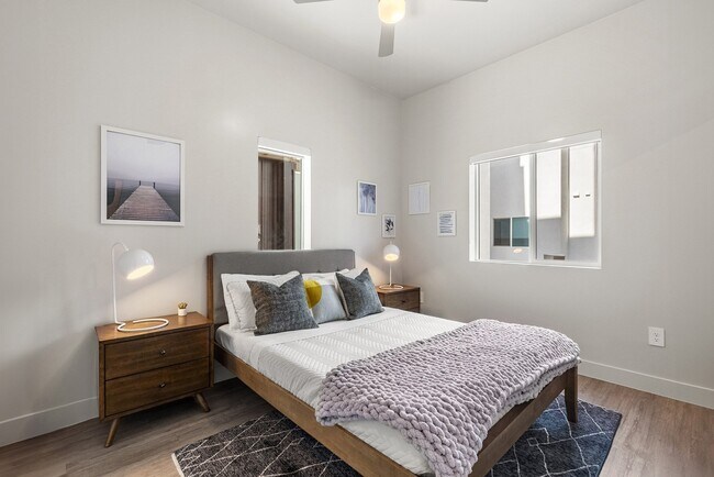 Jade - 2BR, 1BA - 750SF - 2nd Ave Commons