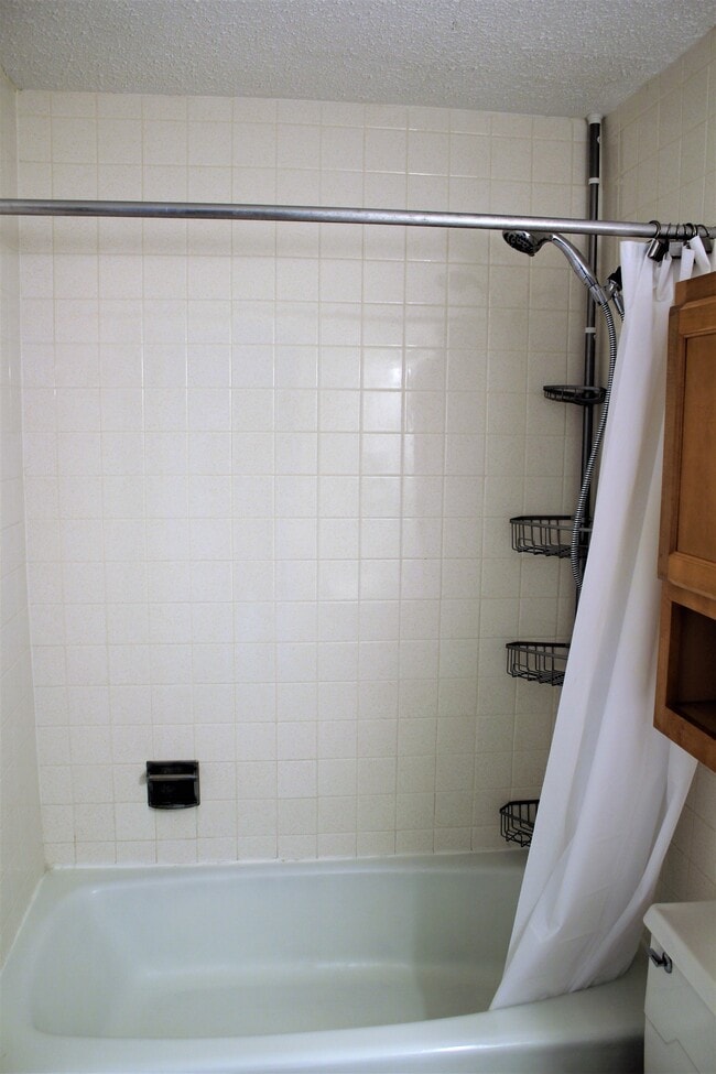 Photo - 1043 S York Rd Unit 301