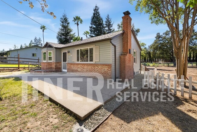 3837 Marshall Ave