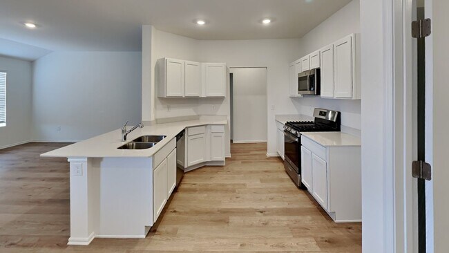 Photo - 16317 Harvester Dr