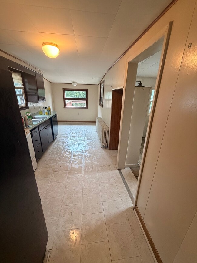 Photo - 225 West Ave
