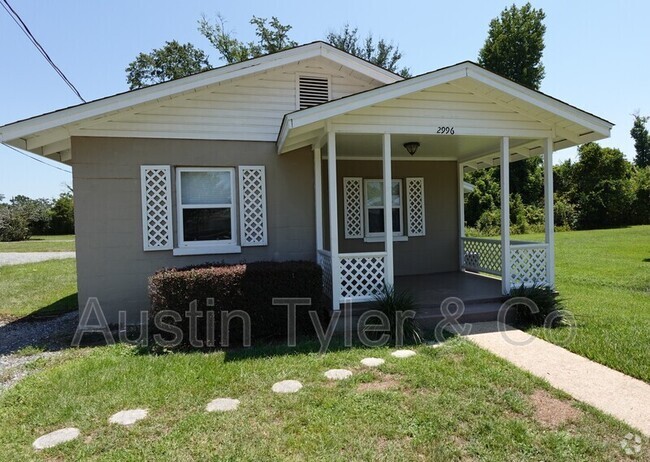 Building Photo - 2996 Smith St Rental