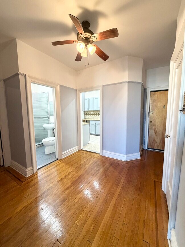 Photo - 3718 Park Ave