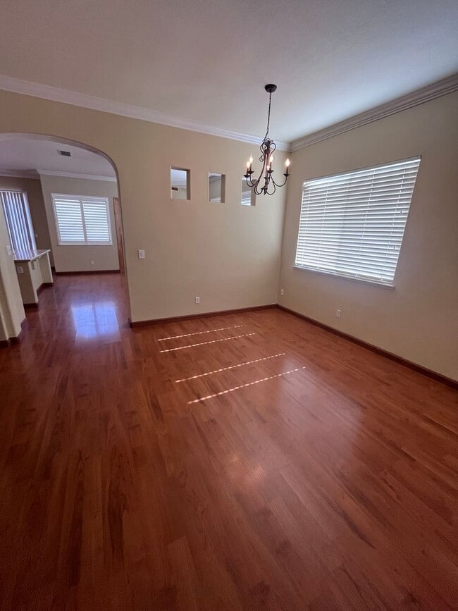 Photo - BEAUTIFUL HOME IN WEST ROSEVILLE!!