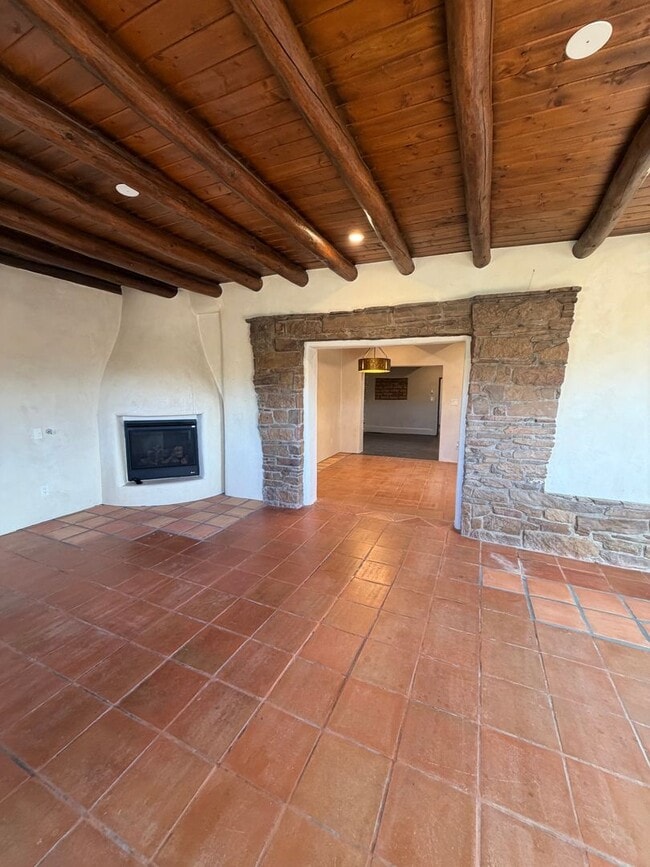 Photo - 152 Lorenzo Rd