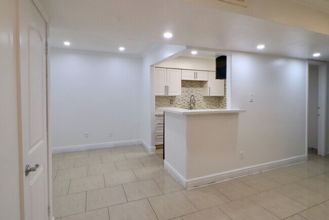 Photo - 5929 Queensloch Dr Unit 132