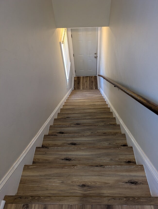 Photo - 117 1/2 Park Rd